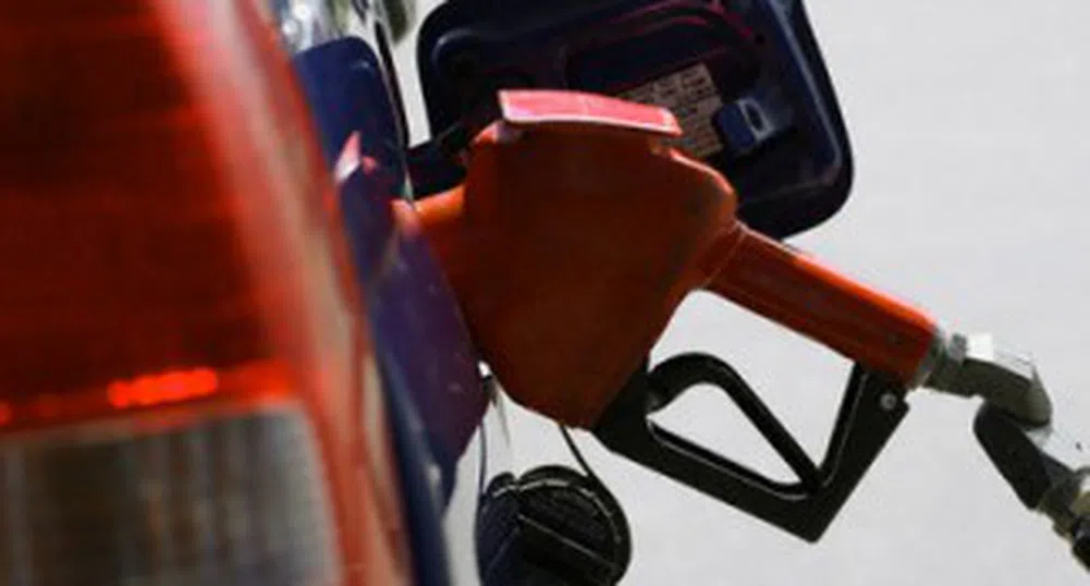 Бензинът вече по-скъп от дизела