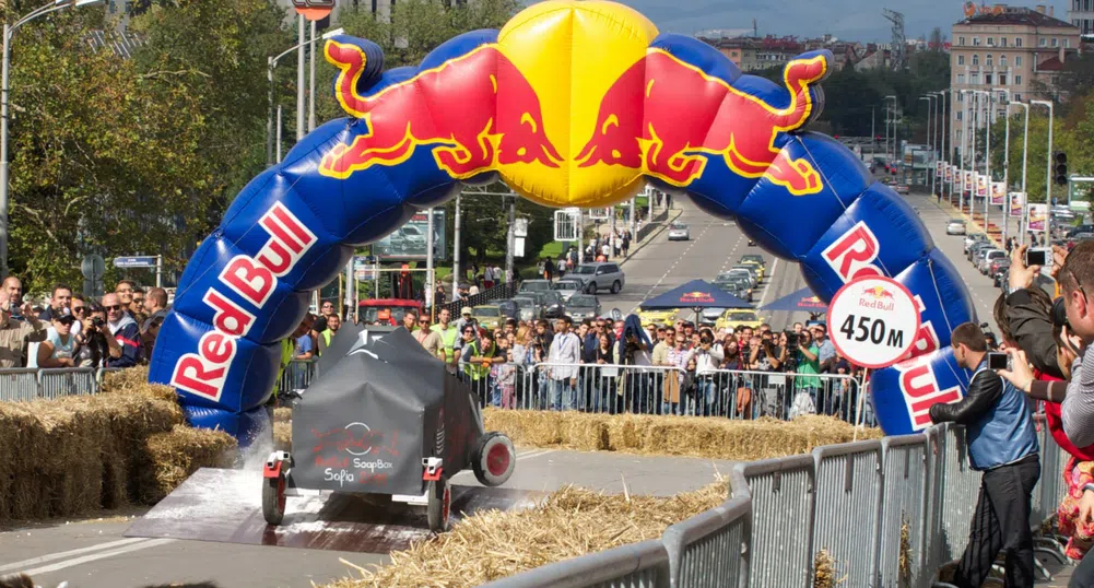 Направи си сам: как се роди една от количките на Red Bull Soapbox