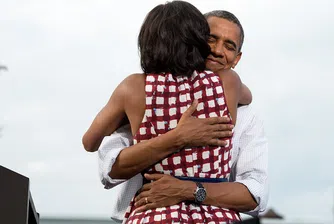 Романтични снимки на Барак и Мишел Обама