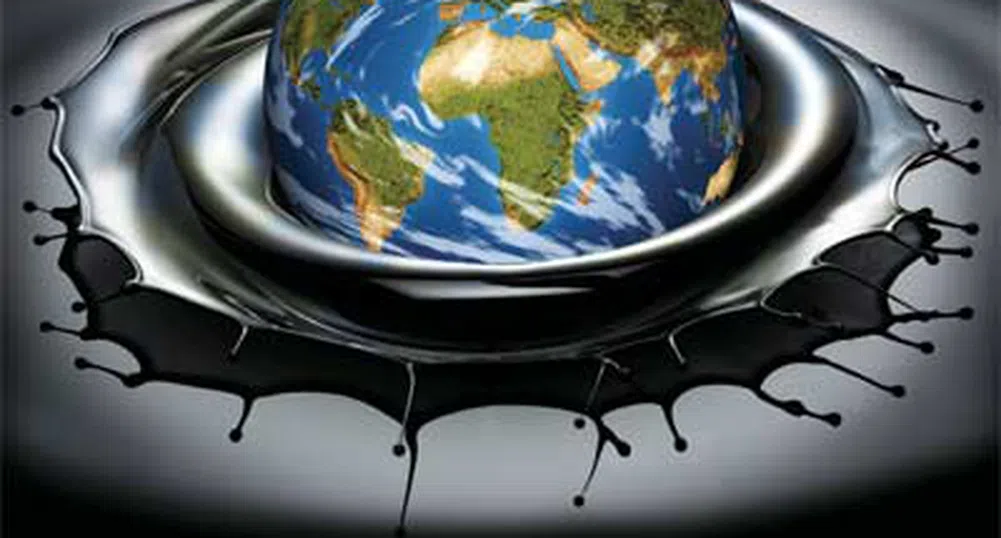 Дж. Кенеди: Петролът поевтинява към 38 долара, щатската валута ще поскъпва