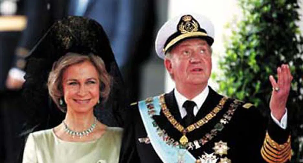 Испанският крал назначи заплата на жена си