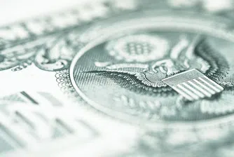 Доларът поскъпва, очаква данни в подкрепа на вдигане на лихвите