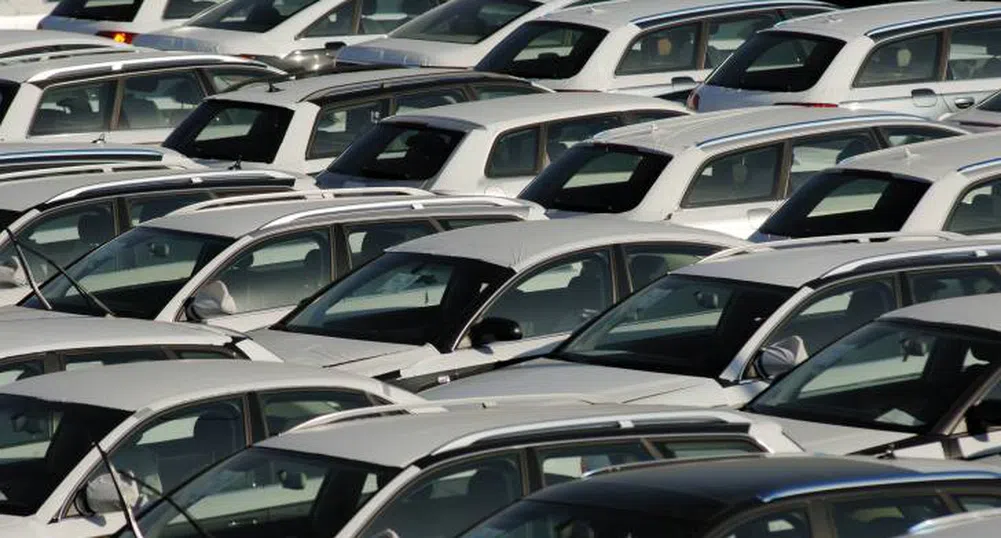 Нови 12 361 коли са продадени у нас за шест месеца