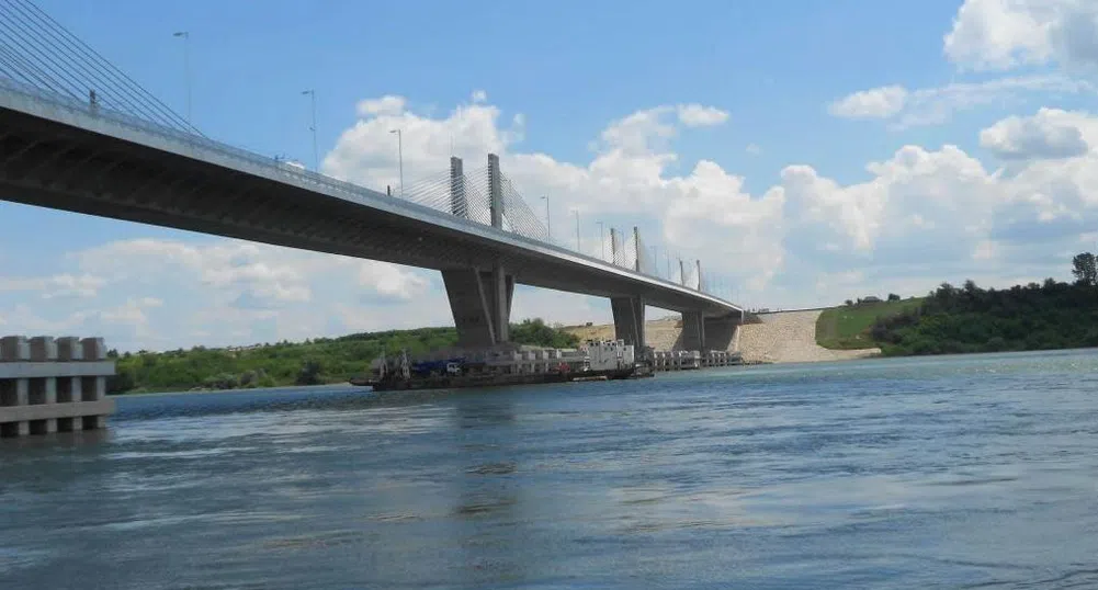 Над 1 млн. автомобила преминали за 2 г. по Дунав мост 2