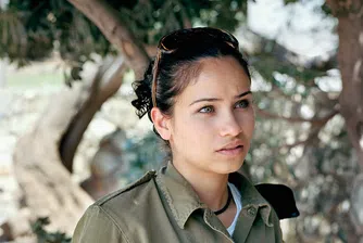 Какво е да си жена в армията на Израел (снимки)
