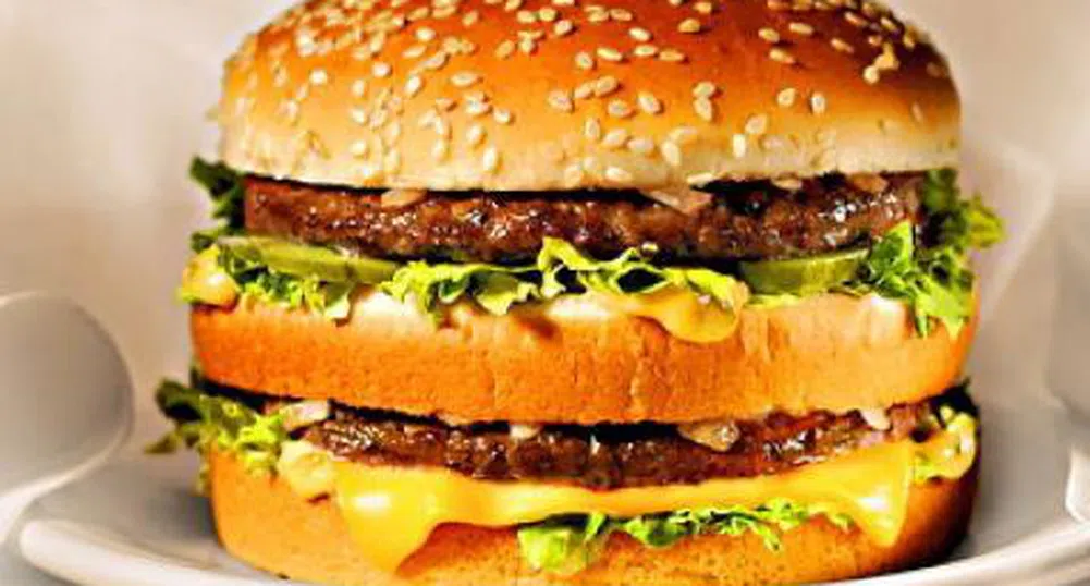 Създадоха най-калоричния бургер в света