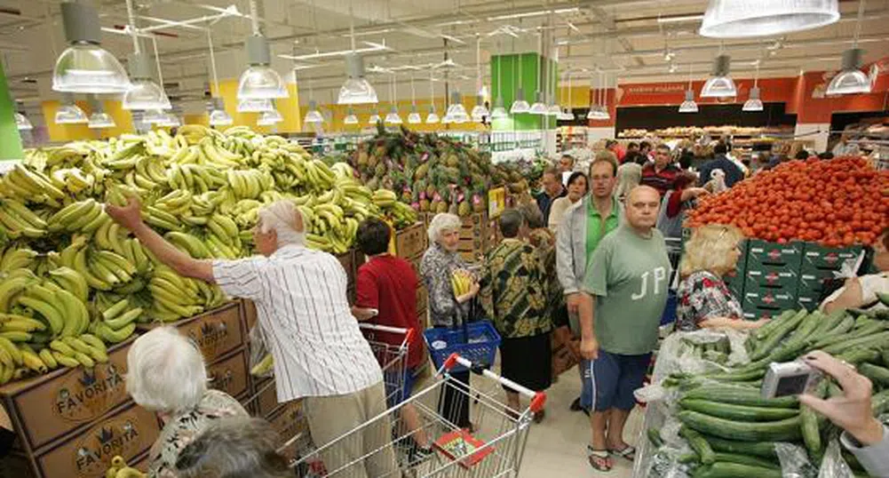 Carrefour откри хипермаркет и във Варна