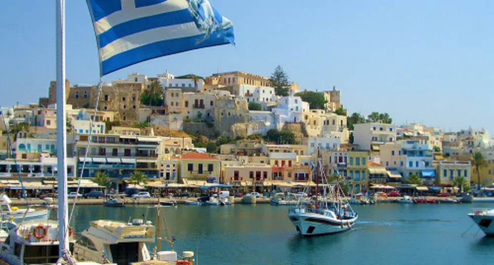 Продажбите на имоти в Гърция се сриват