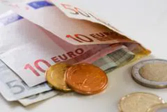 Български икономист: Добре, че не сме в еврозоната