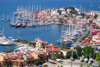 Близо 40 български туристи изоставени в турски курорти