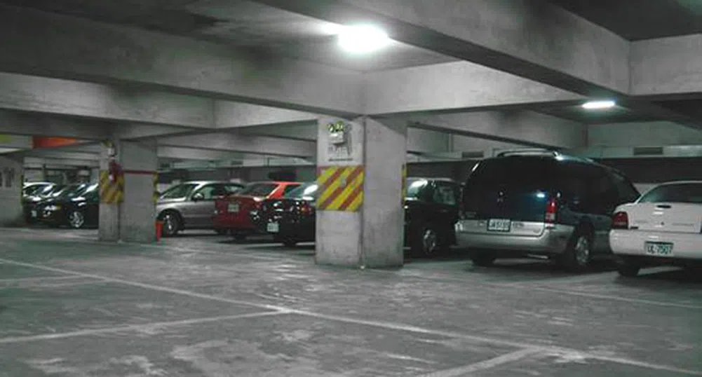 Паркинги за милиони стоят празни