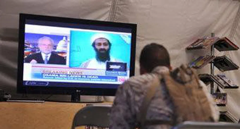 Осама бин Ладен е погребан в морето