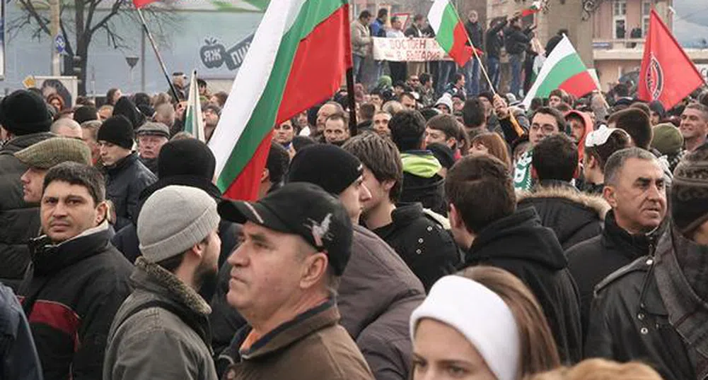 Reuters: България може да се окаже без работещо правителство след изборите