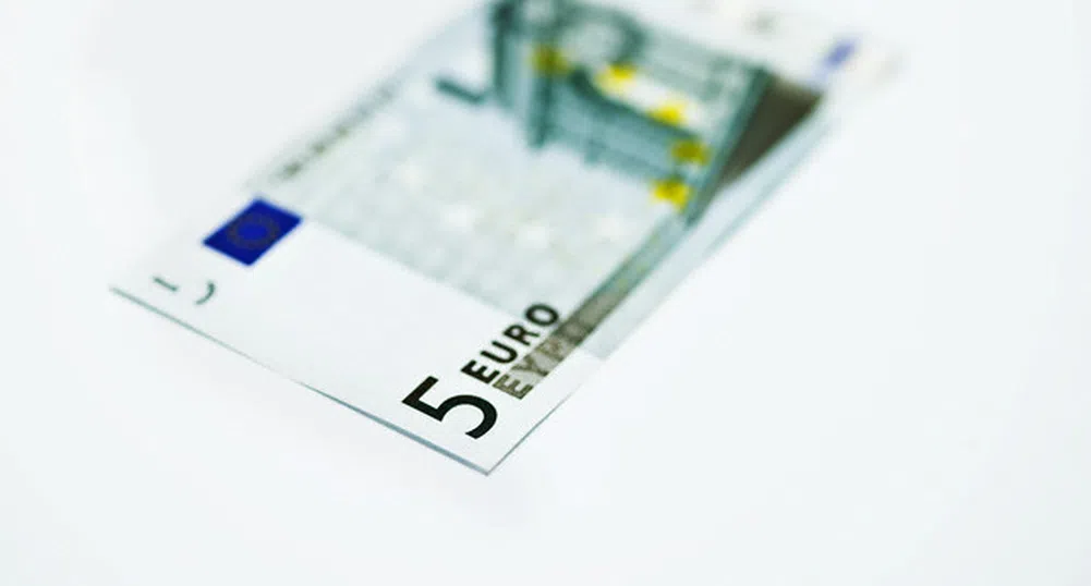 ЕЦБ отпуска на Гърция 10 милиарда евро