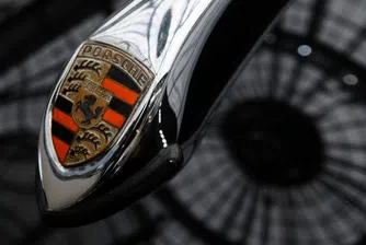 Служителите на Porsche ще получат по 8 600 евро бонус
