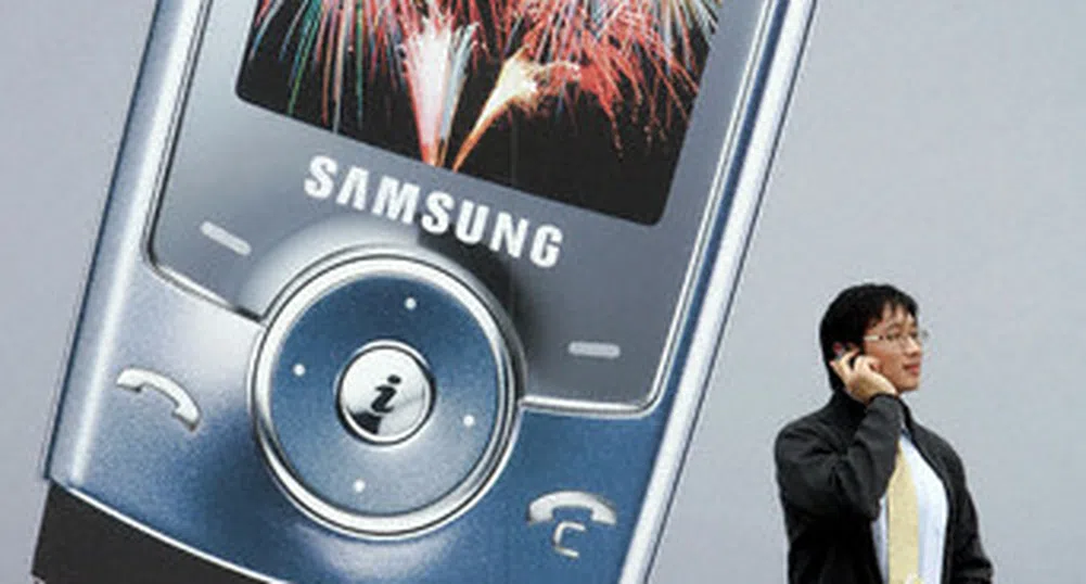 Samsung продаде над 300 млн. телефона през 2011 г.