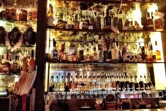 Къде се намират най-добрите барове в света
