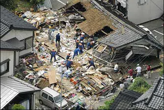 Жертвите в Япония достигнаха 26 000 души