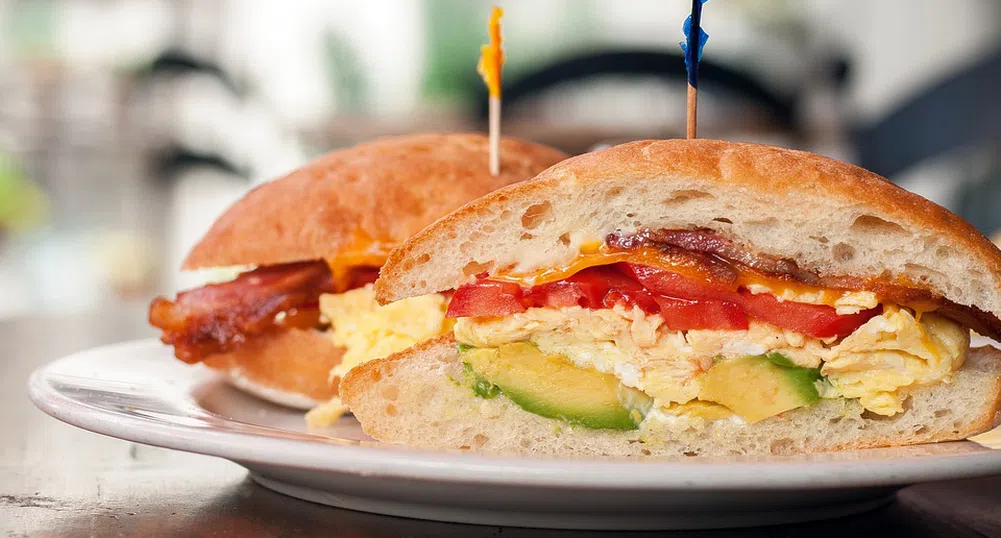 От какво е направен най-високият сандвич в света?