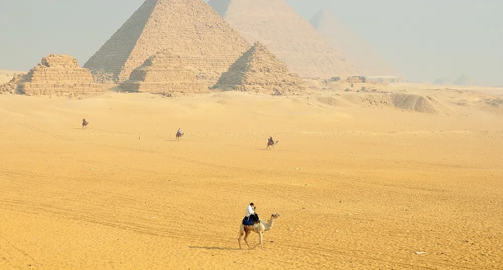 Вече можем да видим какво има в мистериозните египетски пирамиди