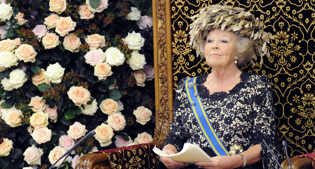 Холандската кралица ще абдикира през април