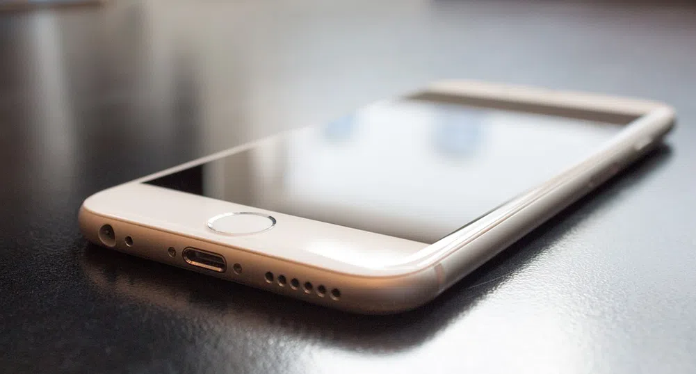 Мистерия с изчезващ iPhone разбуни социалните медии