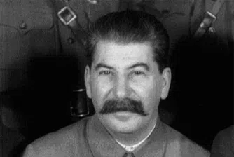 Внук на Сталин съди вестник за 340 хил. долара