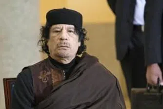 Кадафи проговори за първи път от седмици