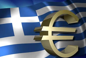 Гръцките банки губят по над 50% от стойността си за шест месеца