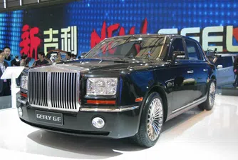 Какво правят богатите китайци с техните Rolls Royce
