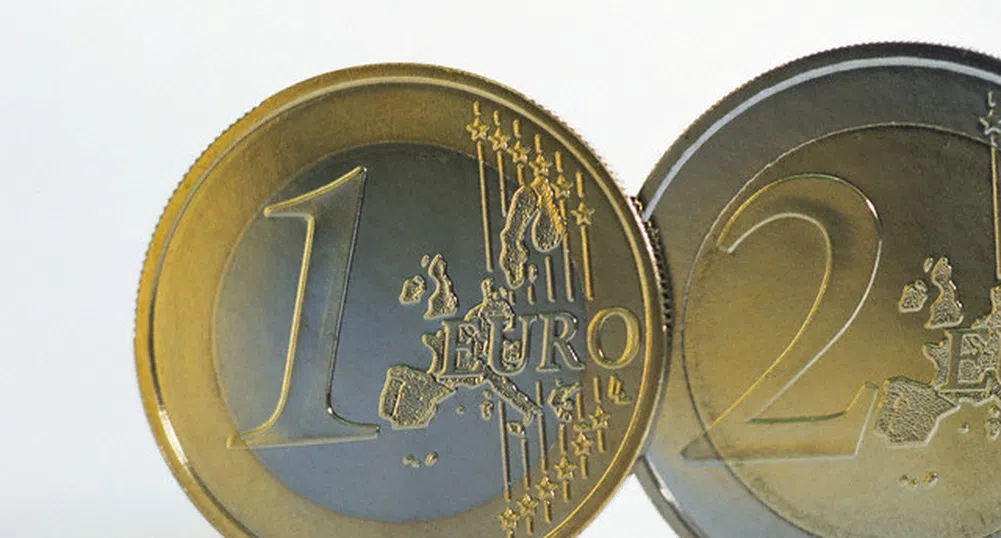 Еврозоната сменя монетите от 1 и 2 евро с банкноти