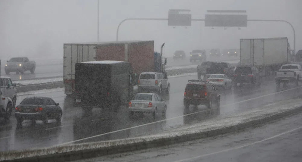 Румъния бедства, затворени магистрали и летища заради снега