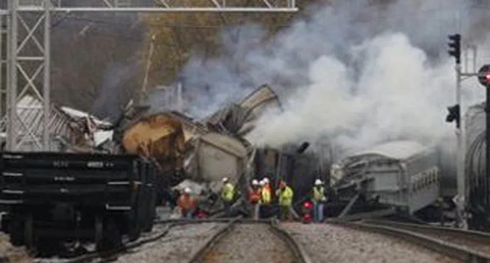 В САЩ катастрофира влак с химикали