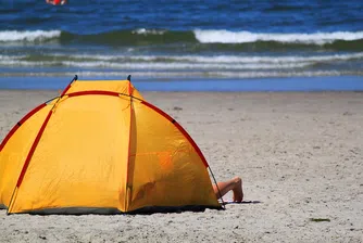 Колко ще ни струват чадърите на плажа тази година?