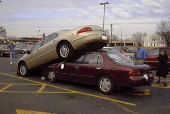Шофьорите прекарват 1 година в опити да паркират