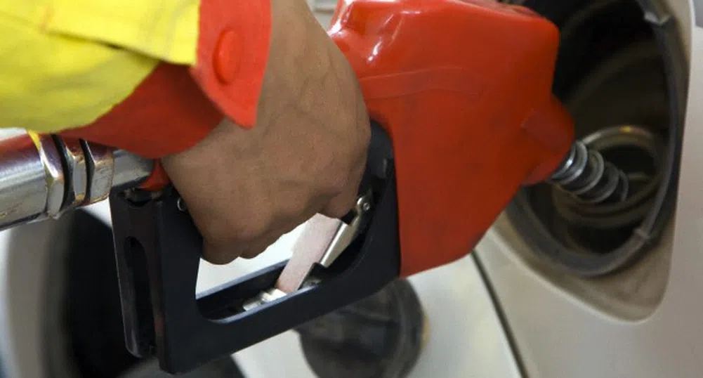 Икономисти прогнозират 3.50 лв. за литър бензин