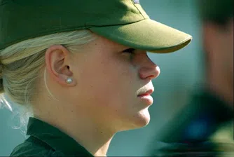 Норвегия въведе задължителна военна служба за жените