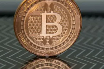 Биткойнът отново полудя...