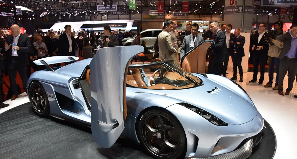 Koenigsegg представи "убиец" на Bugatti