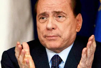Берлускони, обвинен във всичко... освен, че е гей