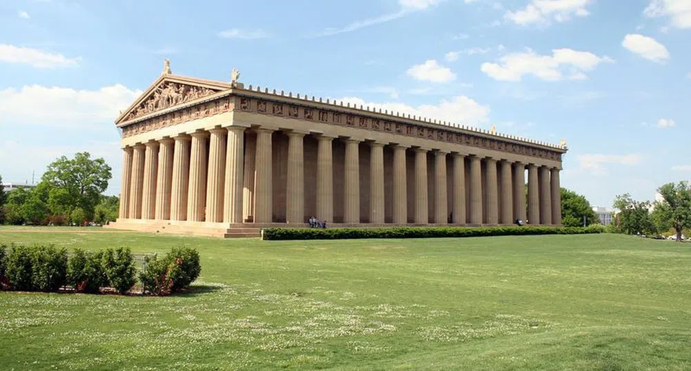 Защо в един американски град се намира копие на гръцкия Партенон
