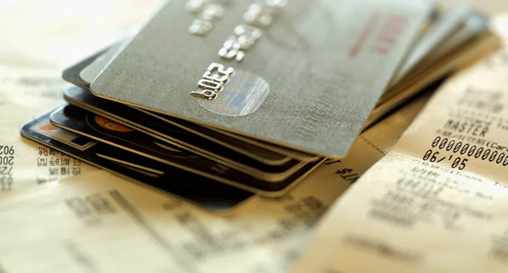 Близо 1.2 млрд. евро изхарчени с български карти Visa (видео)