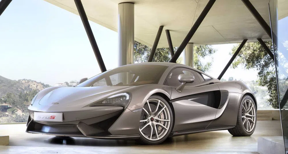 Новият McLaren вече е тук (снимки)