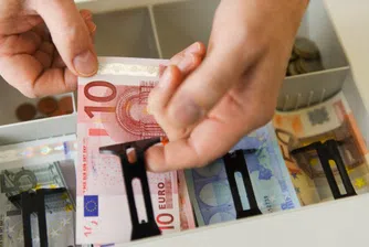 С 14% са се увеличили разходите на българите, с 10% доходите