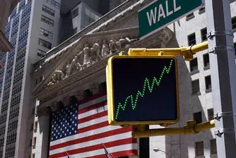 Dow Jones затвори под 10 000 пункта
