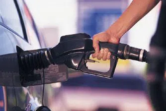 Бензин А-95 и дизел изравниха цените си на дребно