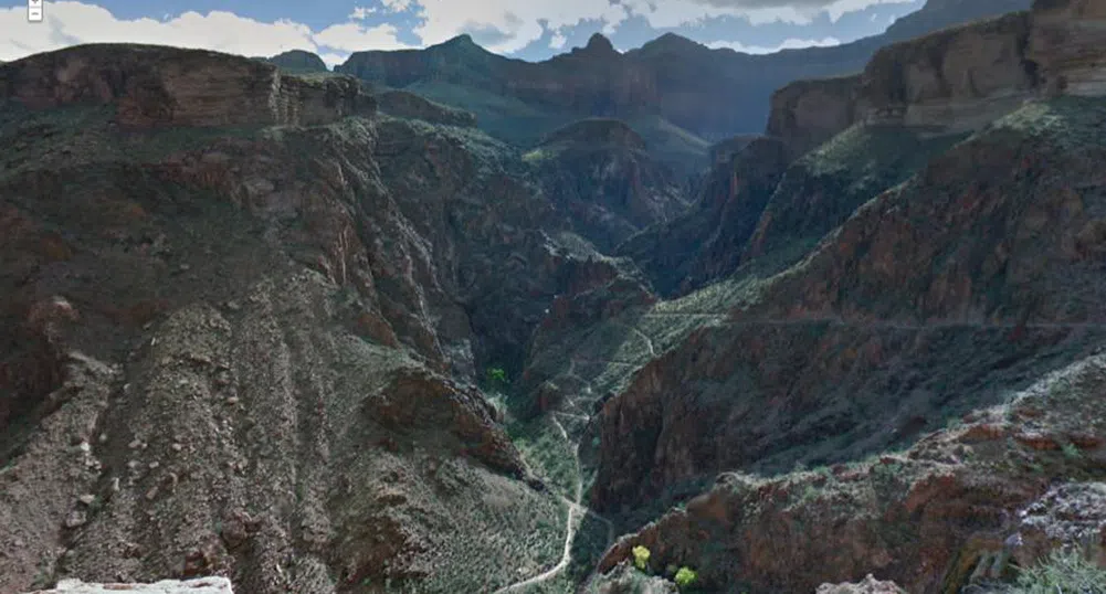 Невероятни места, които можете да разгледате с Google Street View