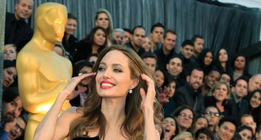 Прекрасният живот на Анджелина Джоли