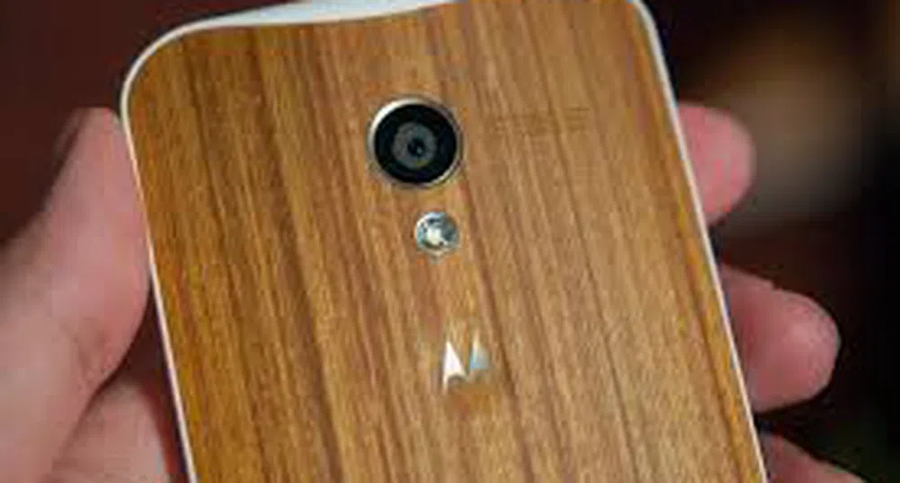 Google пуска дървен смартфон