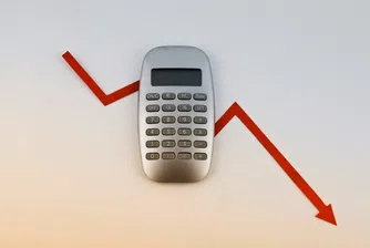 1.8% спад на застраховането до юли